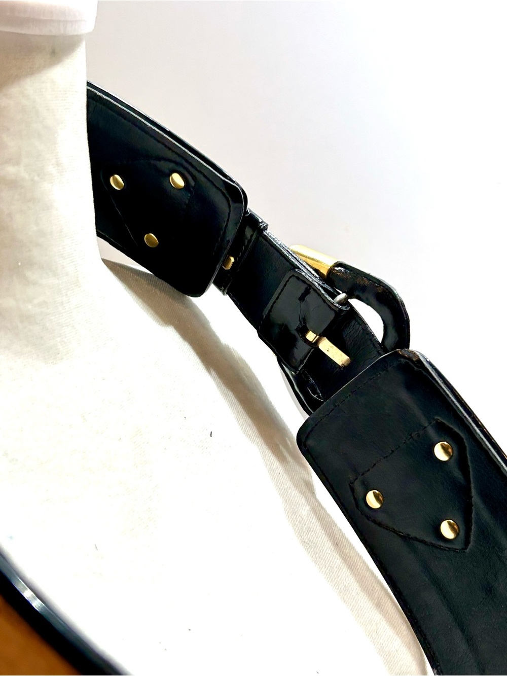 Carlisle Wide Black Patent Leather Cork Inset Belt with Gold Hardware Sz L. EUC - Picture 7 of 7